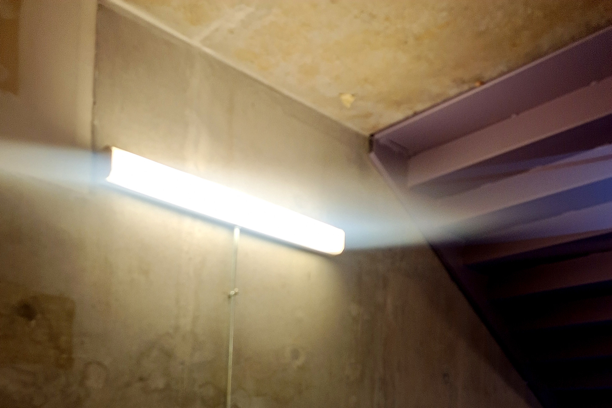 son şirket davası hakkında LED Merdiven Boşluğu Işıkları Uygulamaları