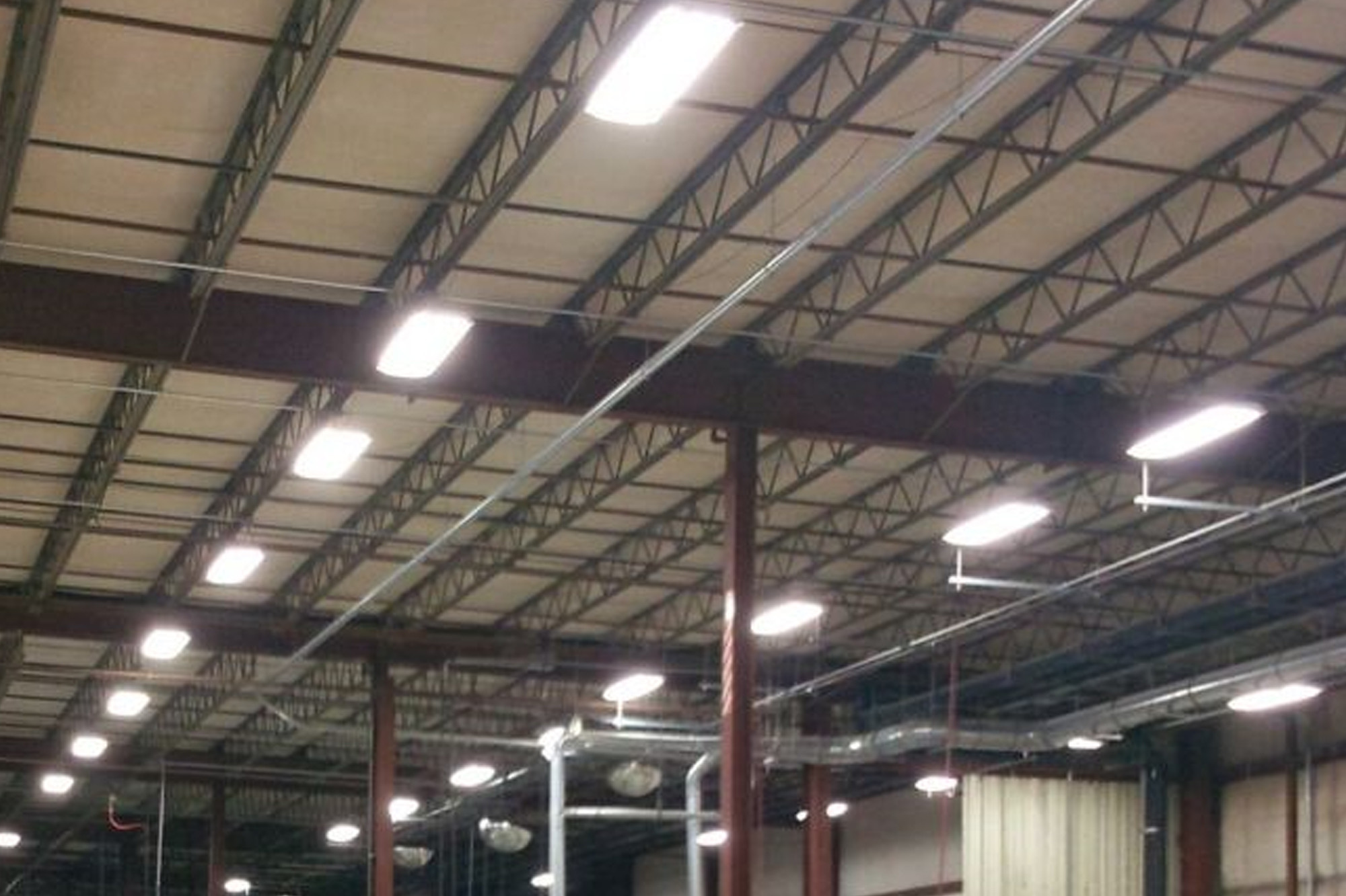 son şirket davası hakkında LED Lineer Yüksek Tavan Işıkları Uygulamaları